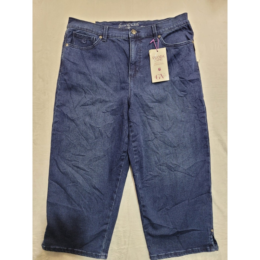NWT Gloria Vanderbilt Amanda Capri Jeans Womens 12P Blue Slimming‎ Panel Stretch